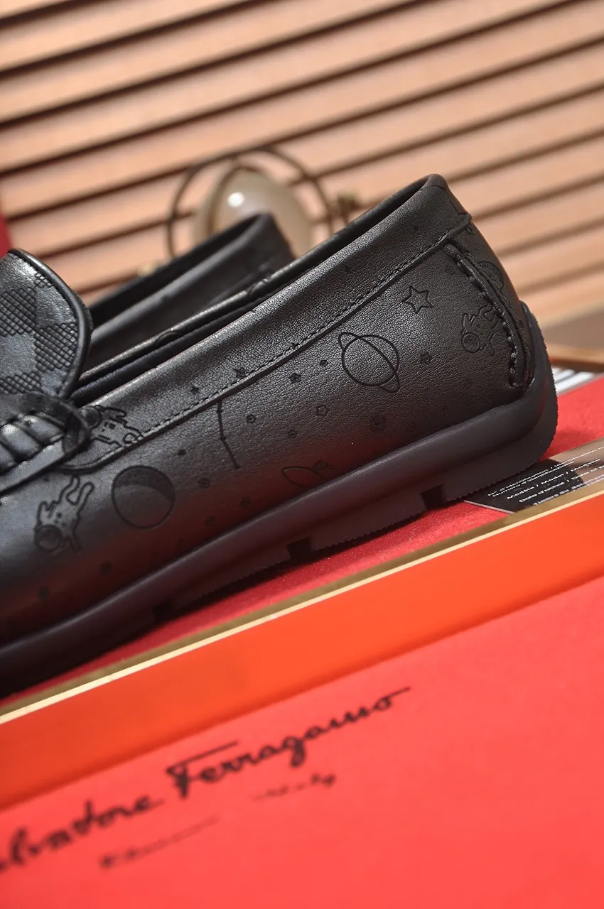 Men's shoes 💰460💶 [Ferragamo/Ferragamo] The latest model in the counter. Original imported open-sided fine cowhide hand-woven + imported 🐂 cowhide + original luxury metal buckle + original combination outsole. No pressure in comparison 38--44🎉